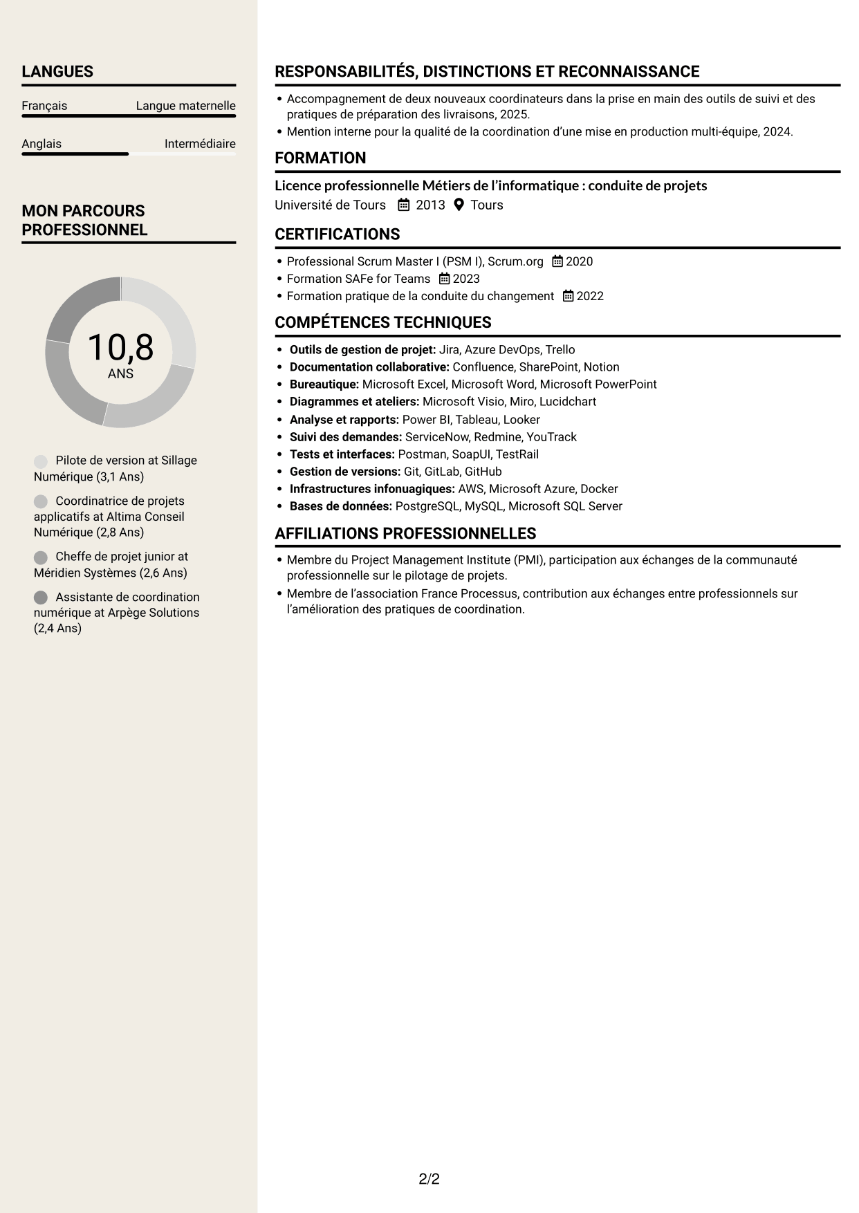 CV Fonceur (format à deux colonnes avec en-tête centré sans photo) : Pilote de version - Coordination des mises en production, page 2