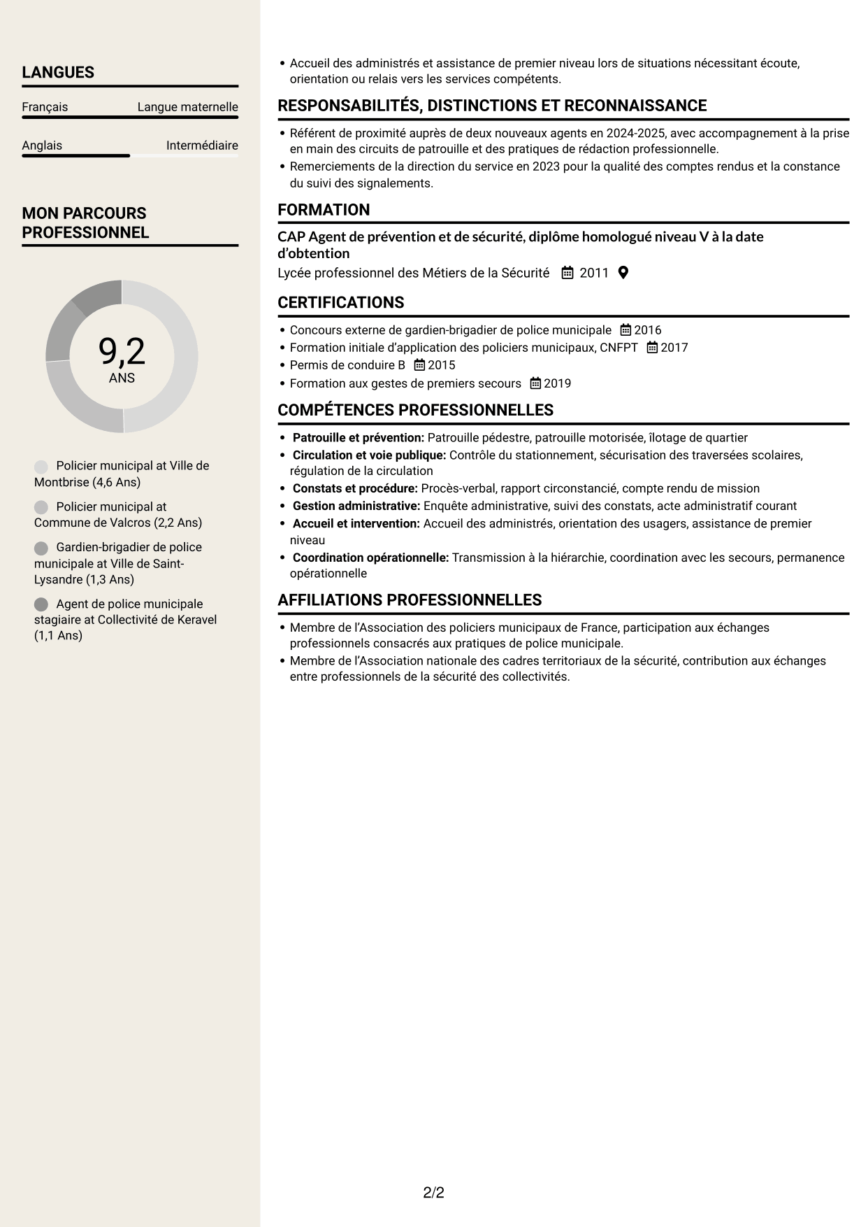 CV Fonceur (format à deux colonnes avec en-tête centré sans photo) : Policier municipal - Prévention et sécurité publique, page 2
