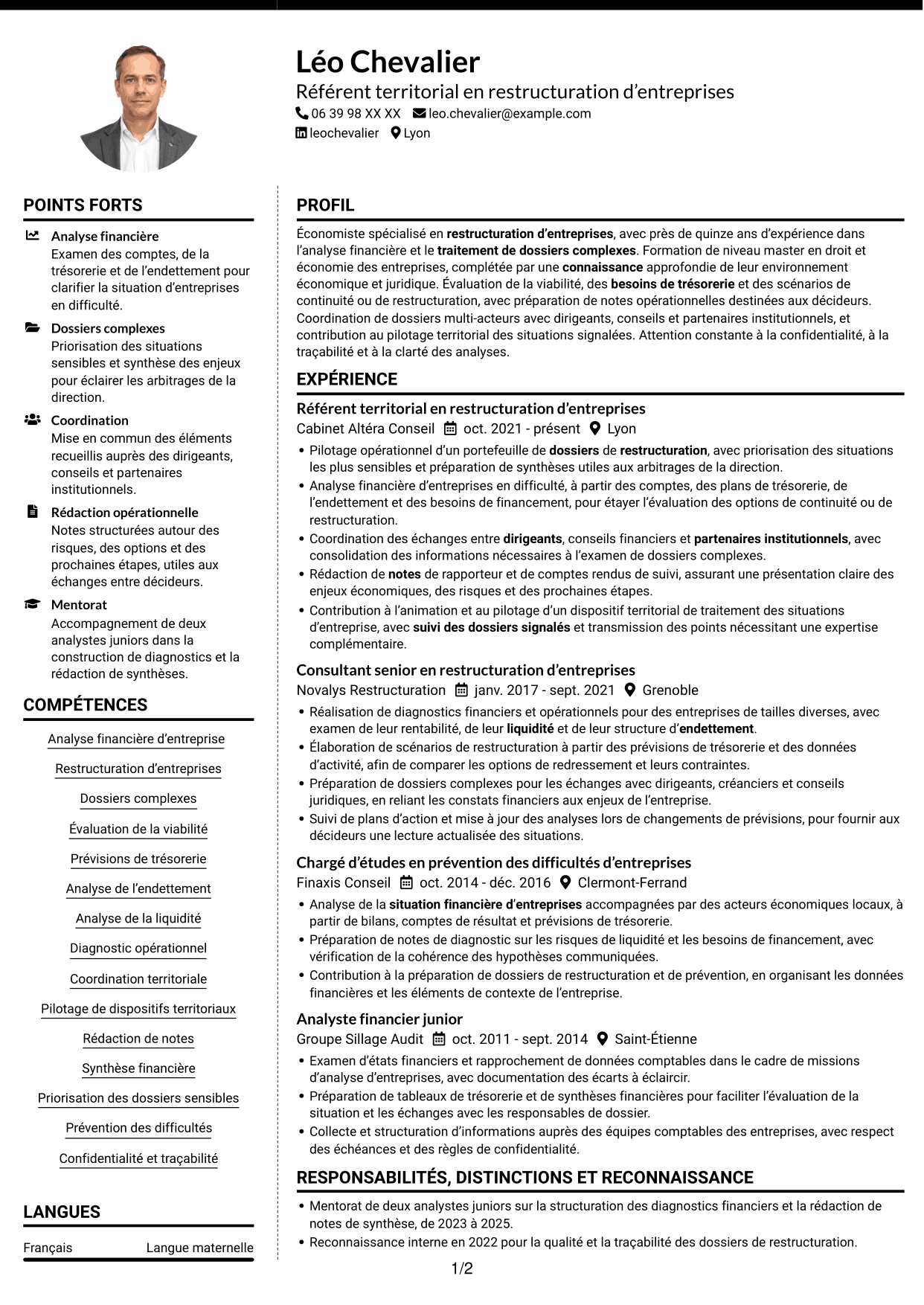 CV Moderne (format à deux colonnes avec photo à gauche et séparateur) : Rapporteur territorial - Restructuration d’entreprises, page 1