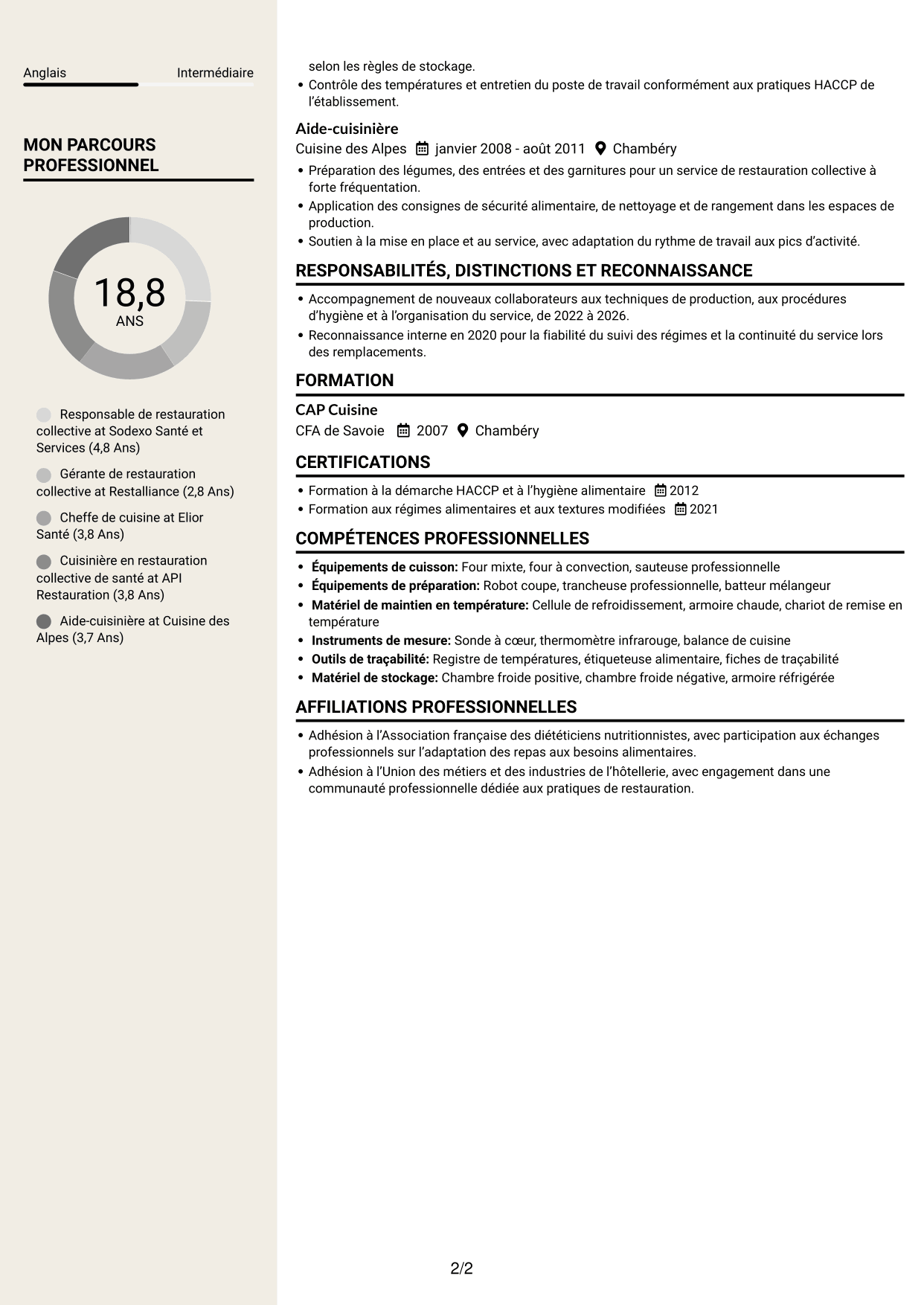 CV Fonceur (format à deux colonnes avec en-tête centré sans photo) : Responsable de restauration collective - Restauration médico-sociale, page 2