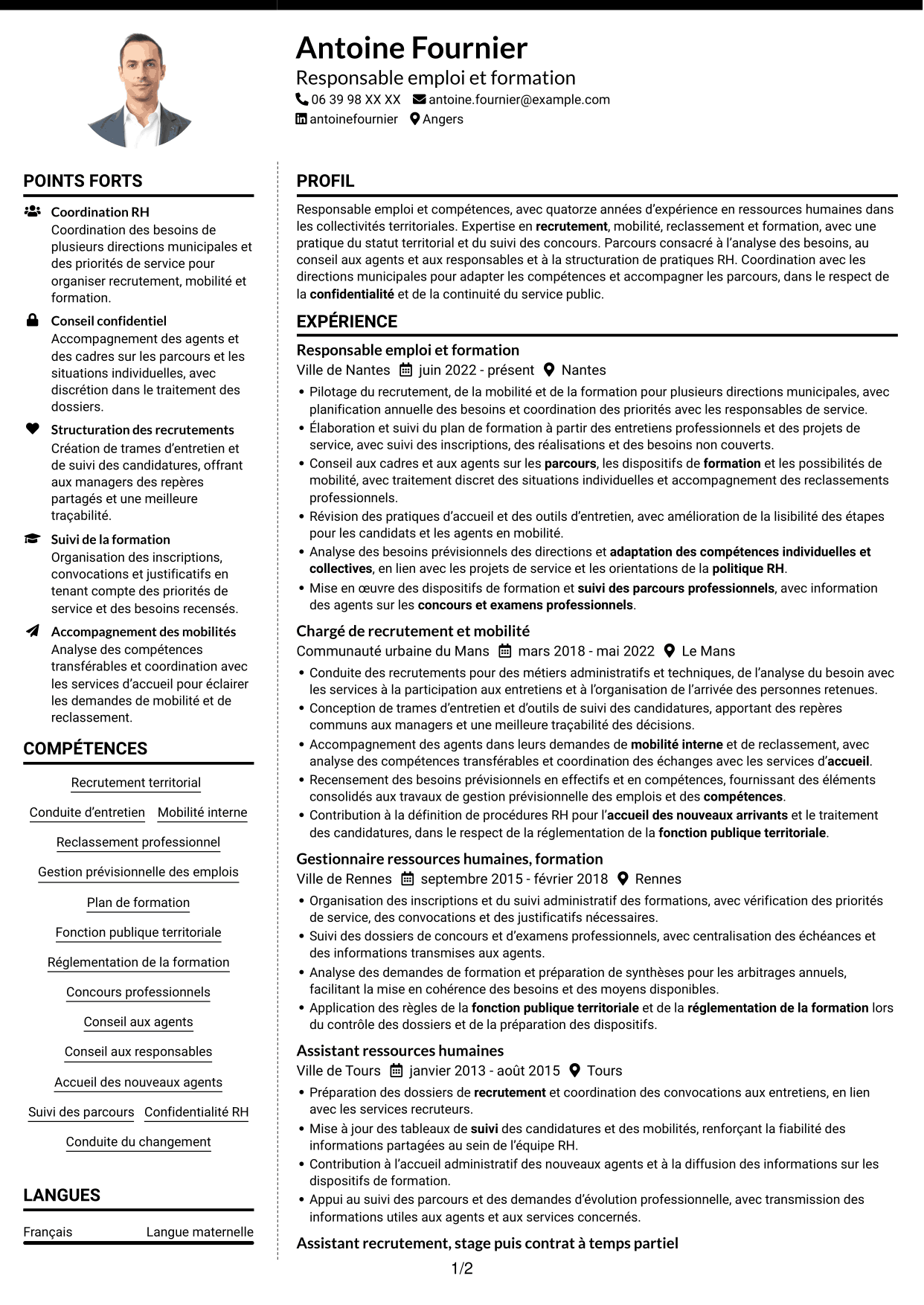 CV Moderne (format à deux colonnes avec photo à gauche et séparateur) : Responsable emploi compétences - Recrutement et formation, page 1