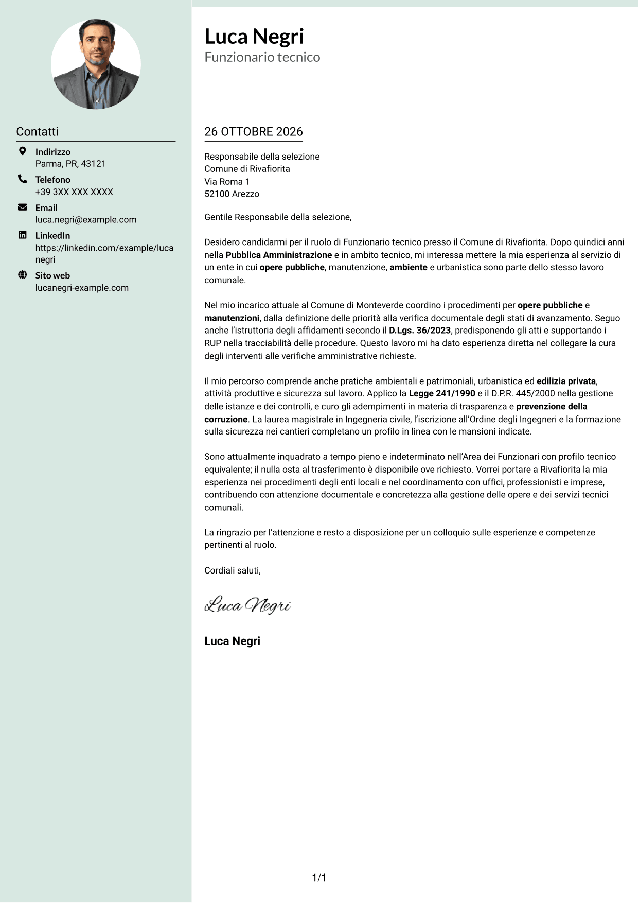 Lettera di presentazione Dirigente (formato con colonna laterale tenue e foto arrotondata): Funzionario tecnico - Opere pubbliche e urbanistica, pagina 1
