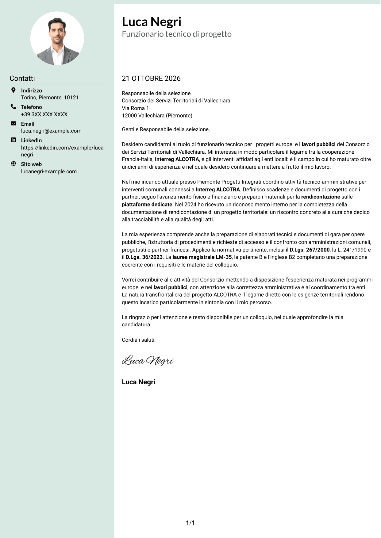 Lettera di presentazione Dirigente (formato con colonna laterale tenue e foto arrotondata): Funzionario tecnico - Progetti europei e lavori pubblici, pagina 1