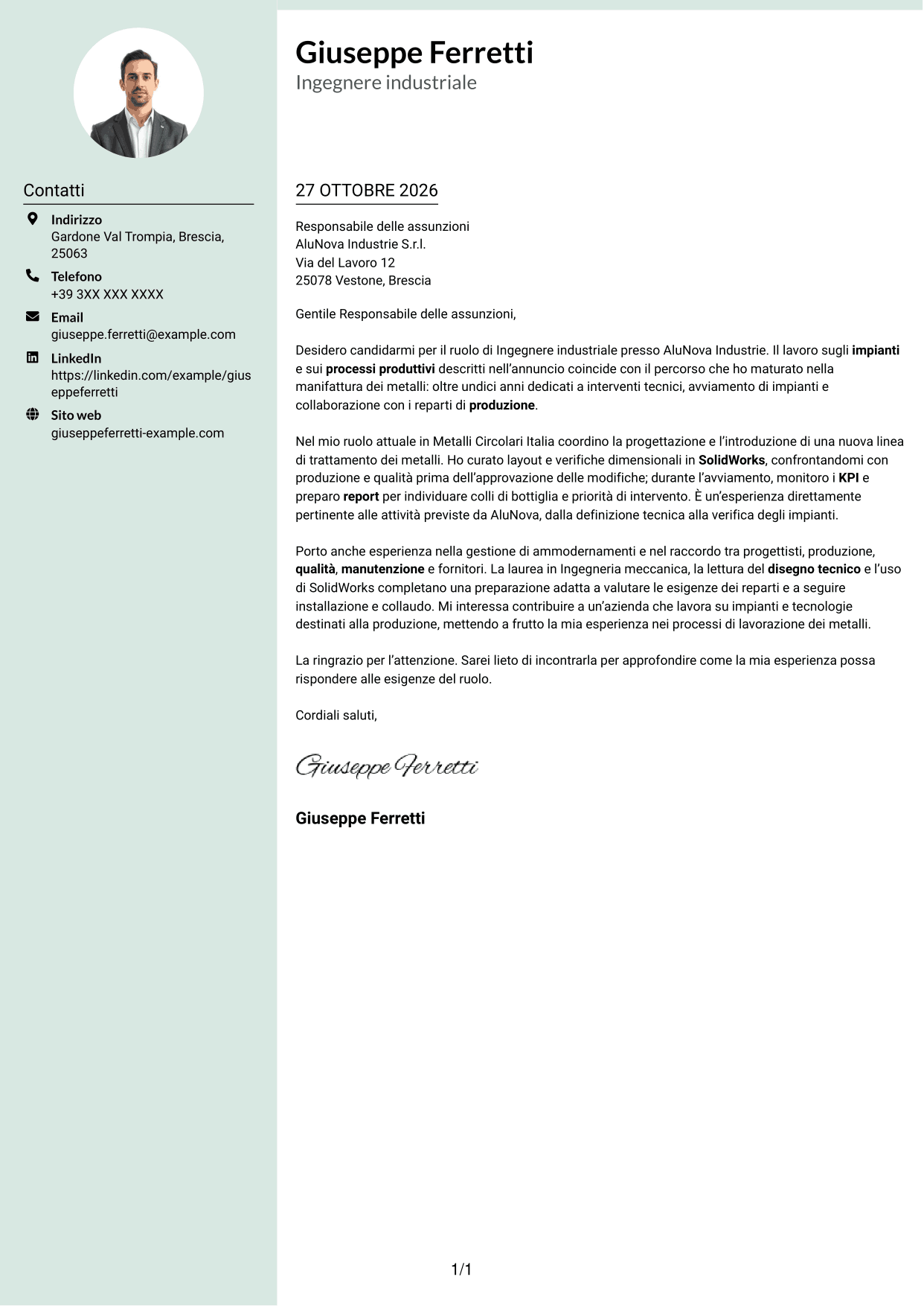 Lettera di presentazione Dirigente (formato con colonna laterale tenue e foto arrotondata): Ingegnere industriale - Processi produttivi e impianti, pagina 1