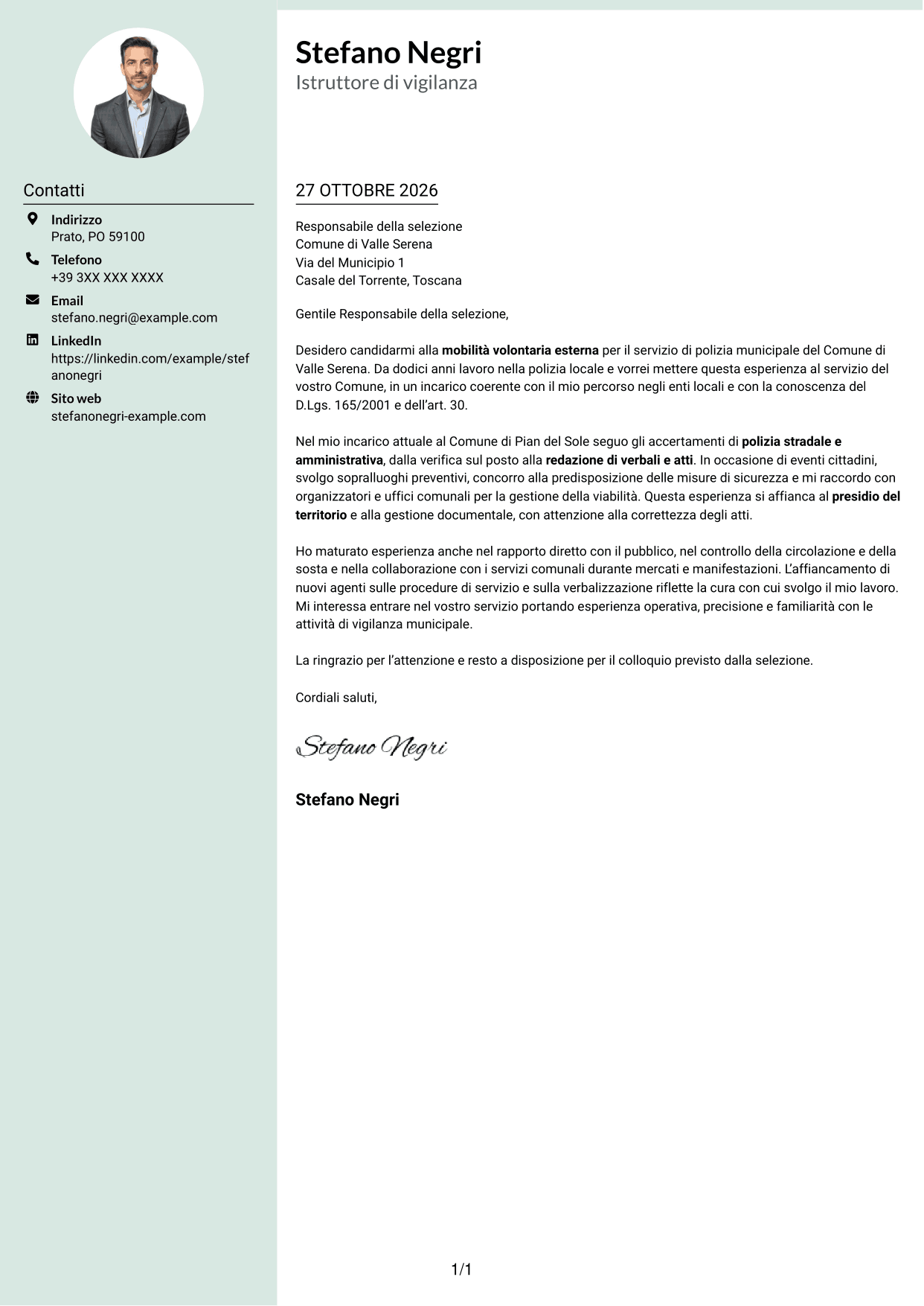 Lettera di presentazione Dirigente (formato con colonna laterale tenue e foto arrotondata): Istruttore di vigilanza - Polizia locale, pagina 1