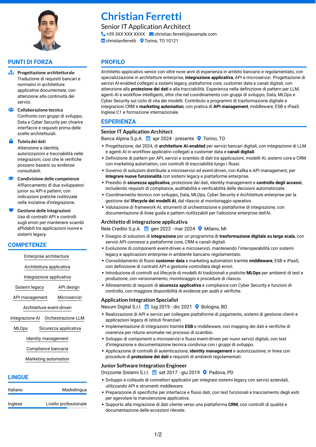 CV Audace (formato a due colonne con accenti colorati e foto): Senior IT Application Architect - Integrazione AI e LLM, pagina 1