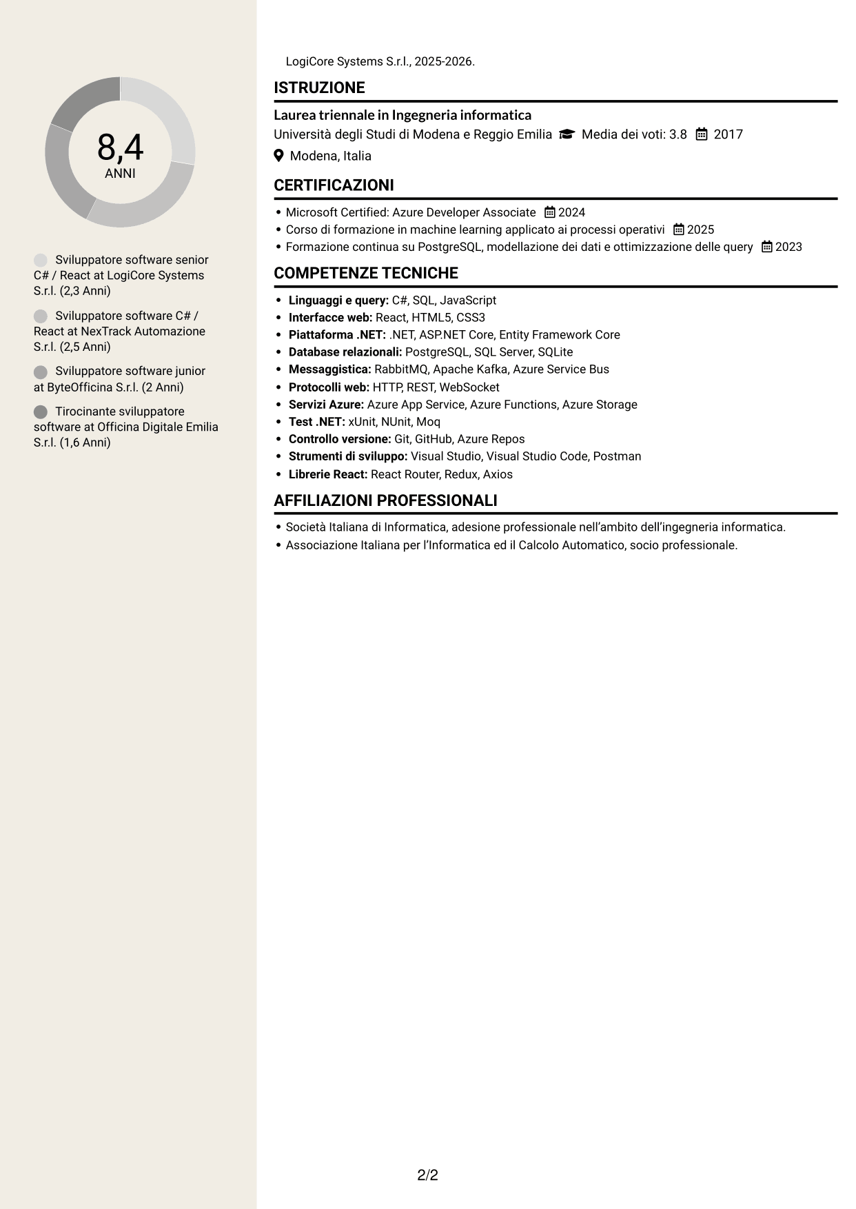 CV Intraprendente (formato a due colonne con intestazione centrata senza foto): Sviluppatore C# / React - Sistemi distribuiti per flotte, pagina 2
