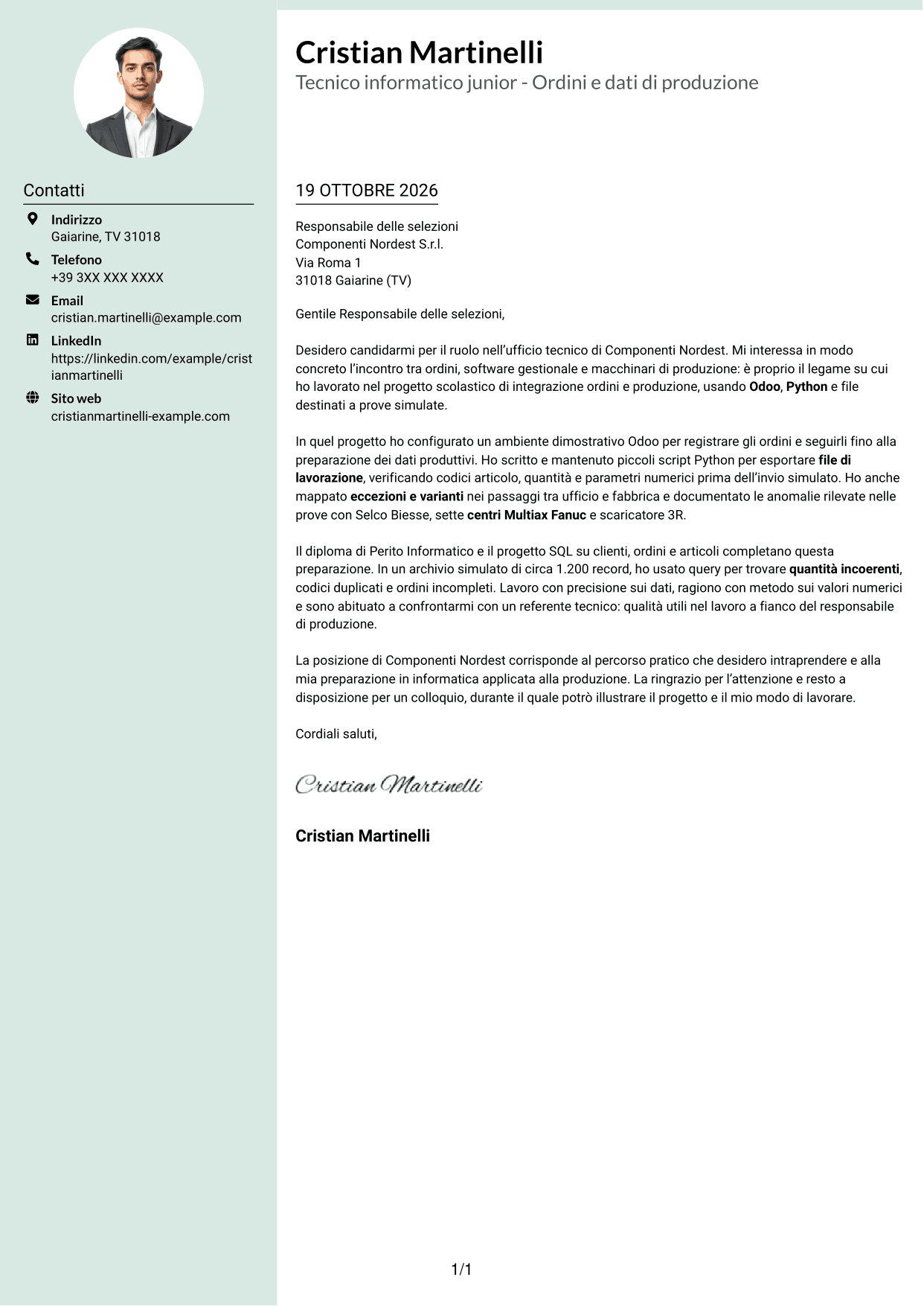 Lettera di presentazione Dirigente (formato con colonna laterale tenue e foto arrotondata): Tecnico informatico junior - Ordini e dati di produzione, pagina 1